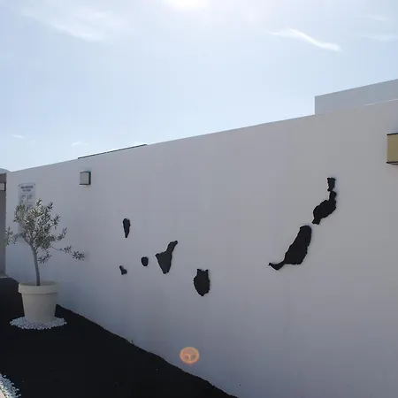 Villa La Lomada In Playa Blanca (Lanzarote)